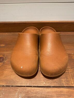 Adult Unisex Dylan Crocs Waterproof Slides Cognac Streetwear Casual Sandals Clog